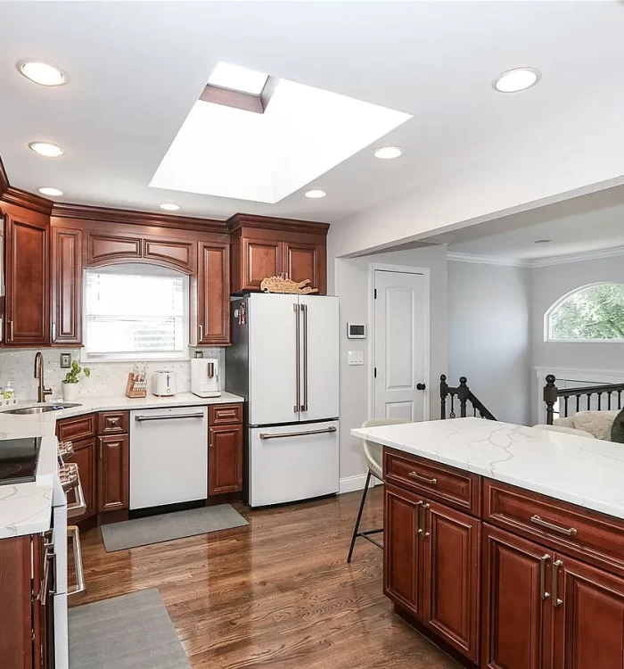 White and Gold Kitchen